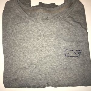 Grey long sleeve vineyard vines shirt